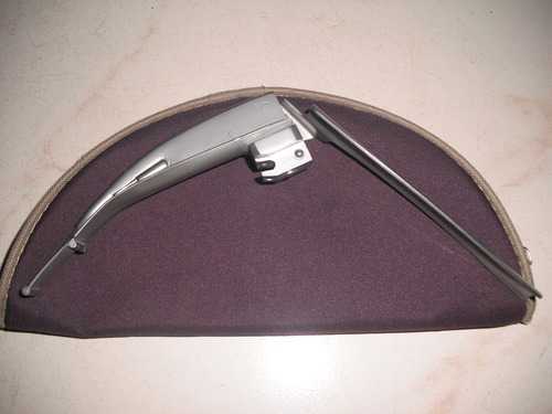 Flexi-Tip Laryngoscope Blades Flexi-Tip Laryngoscope Blades